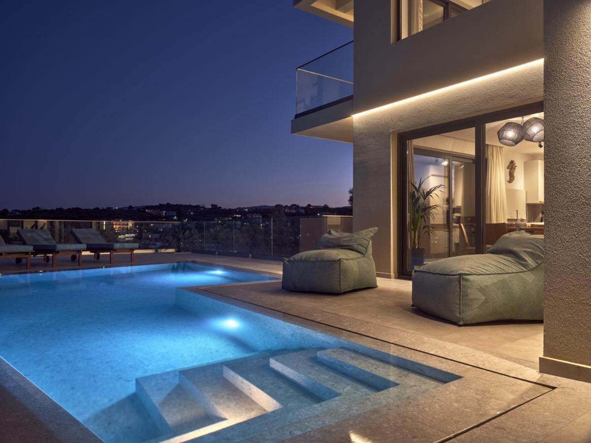 Uparati - Hilltop Sea View Retreat Villa Planos