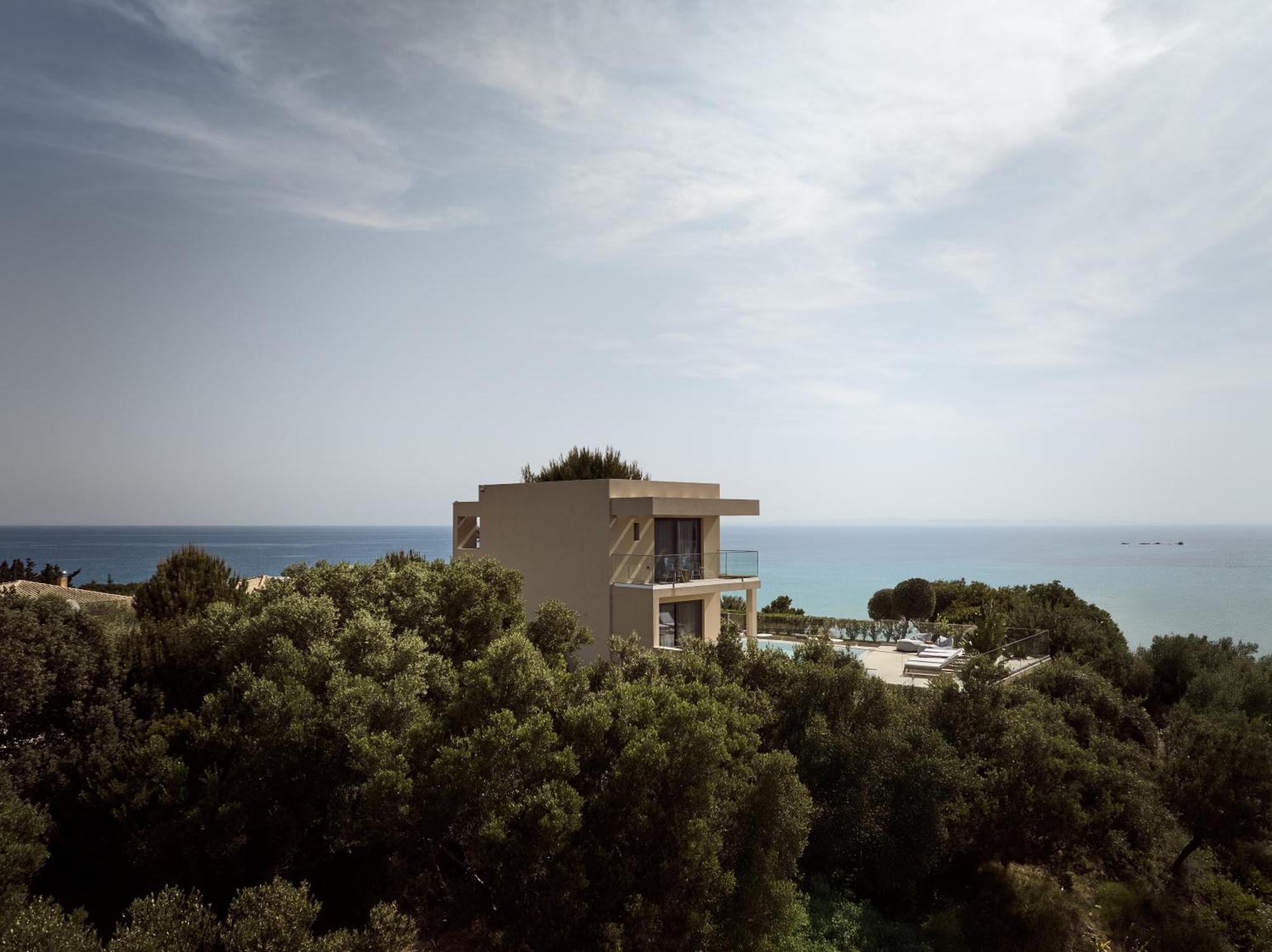 Uparati - Hilltop Sea View Retreat Villa Planos